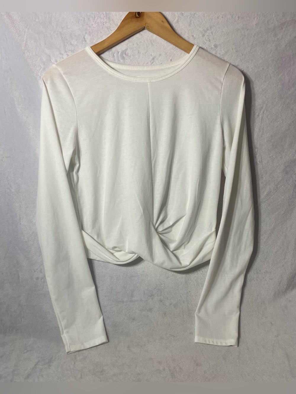 Lilly Pulitzer Athletic Cropped Twist Front Long Sleeve Top Shirt White Size M